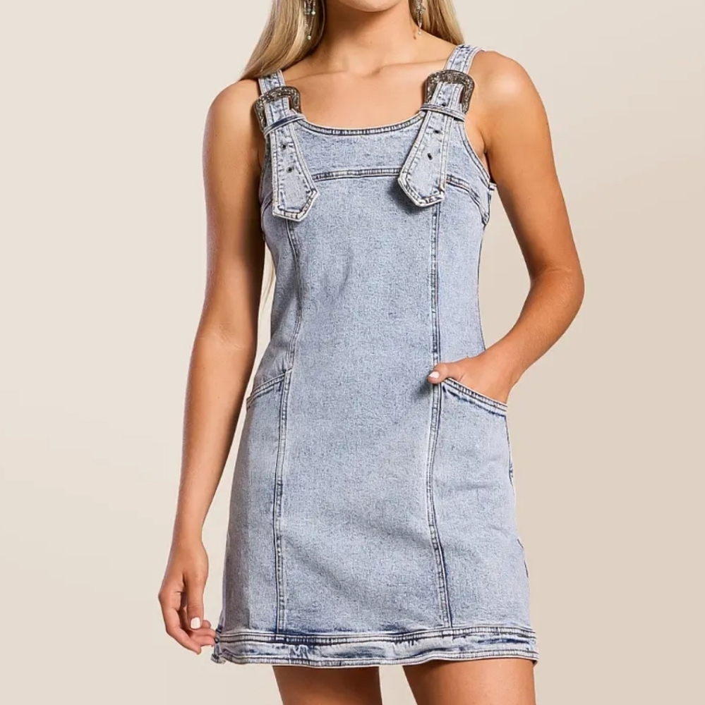 NWT Women's Blue B. Collection Buckle Sleevless Denim Mini Dress